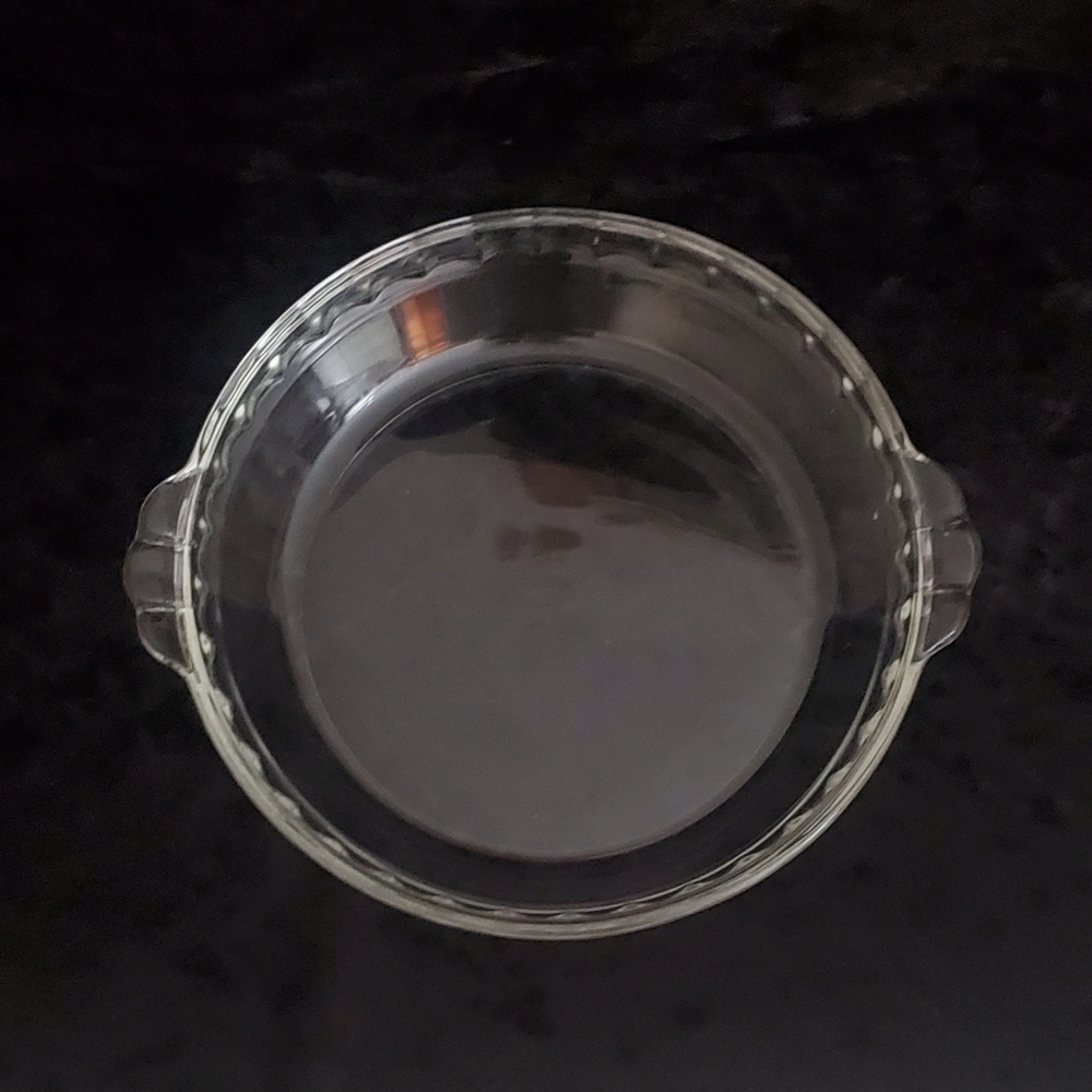 Vintage PYREX 9" Pie Dish